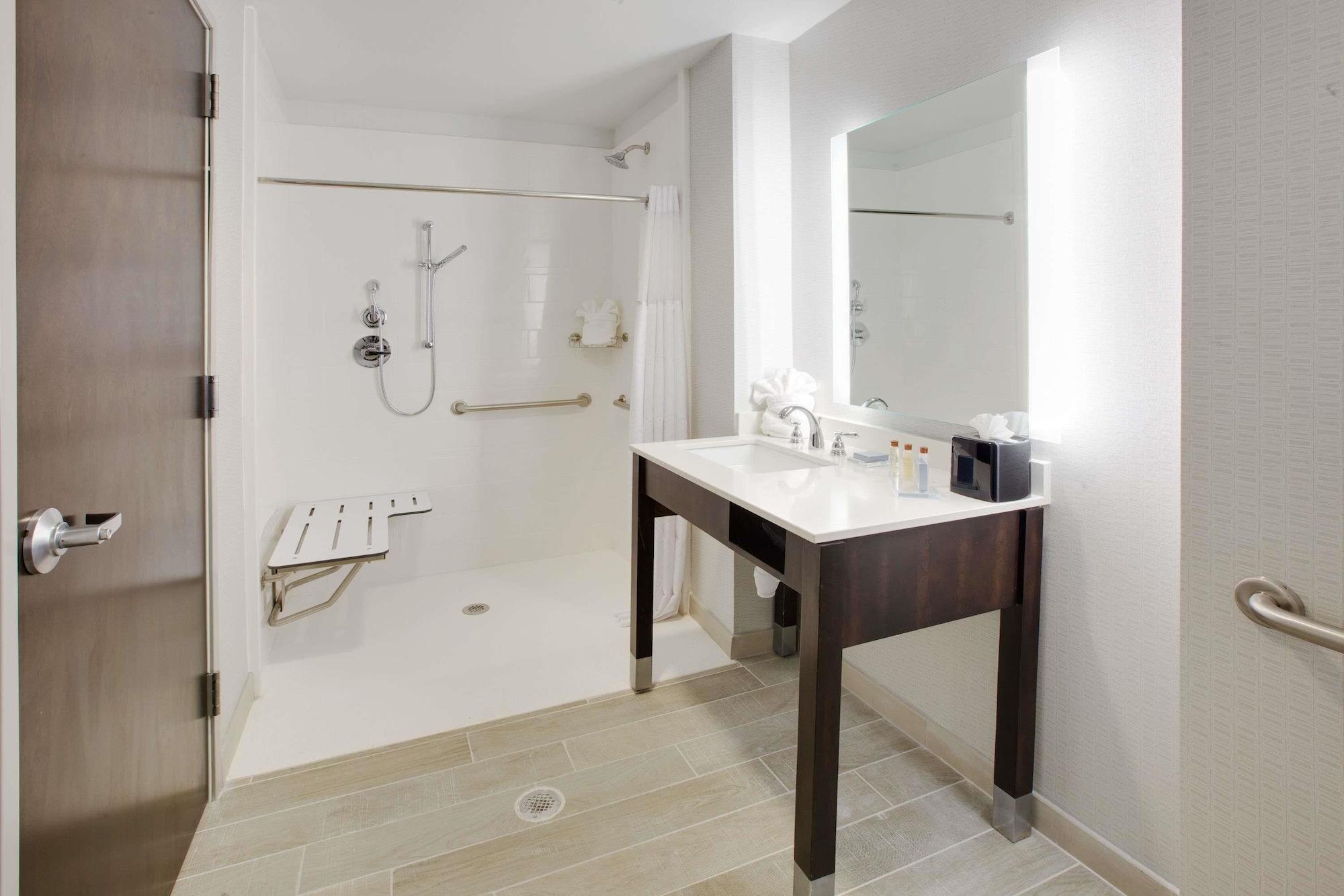 Wingate by Wyndham San Angelo Hotel Bagian luar foto